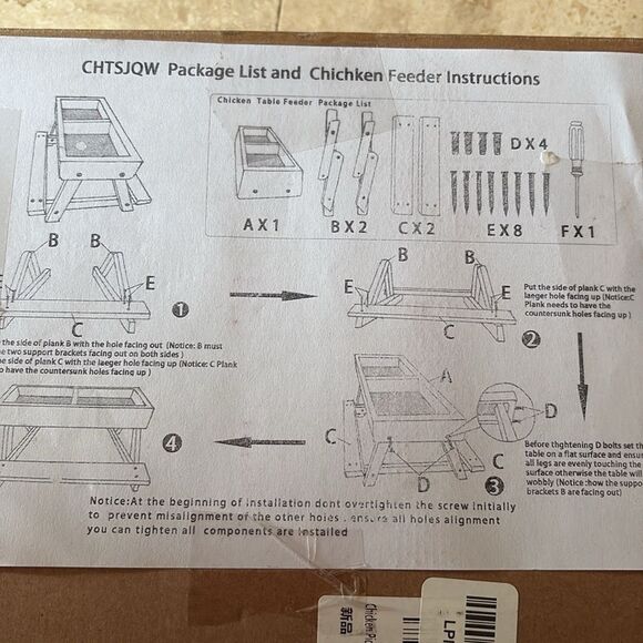 Chicken Picnic Table Red - Picture 8 of 8